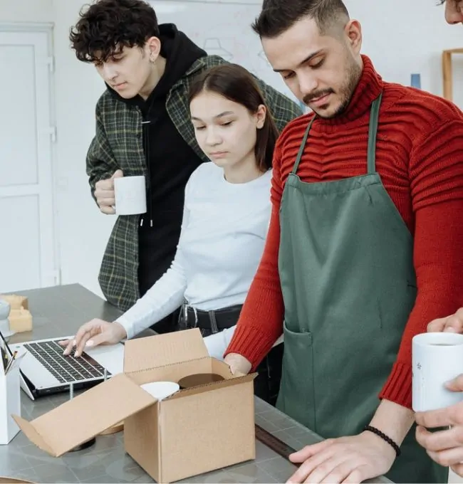 pick and pack fulfillment center